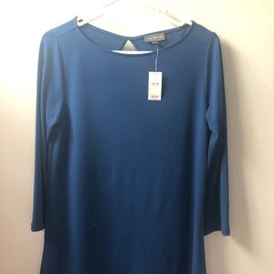 3/4 keyhole back blouse